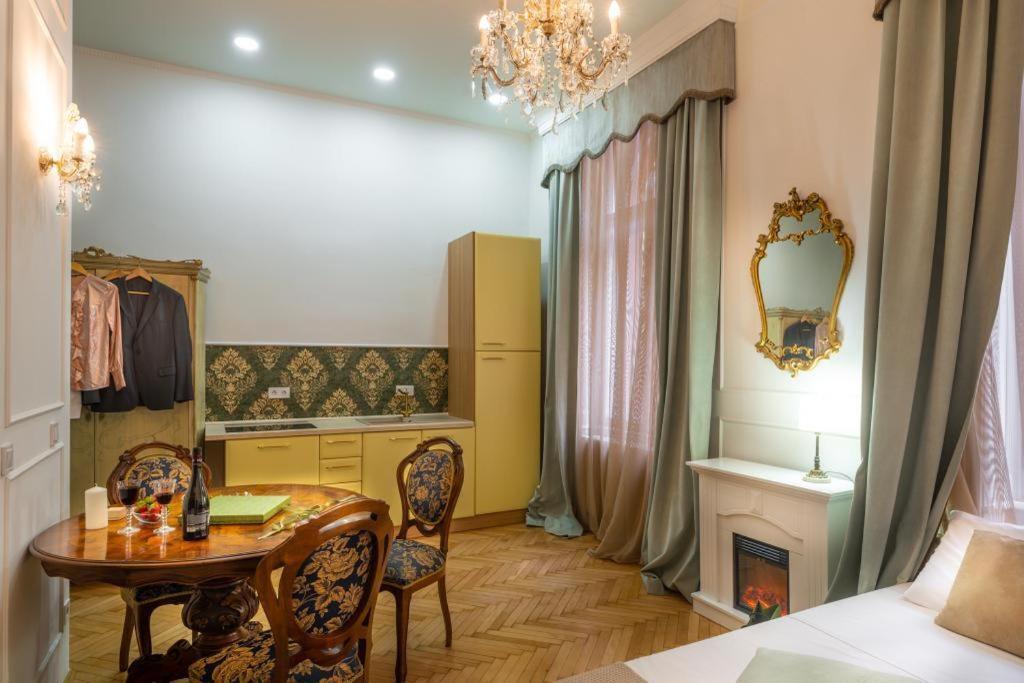 Regina Apartments On Kiraly Street Будапеща Екстериор снимка