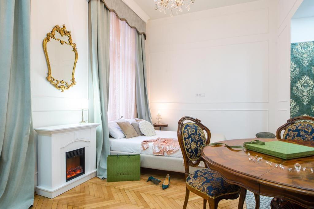 Regina Apartments On Kiraly Street Будапеща Екстериор снимка