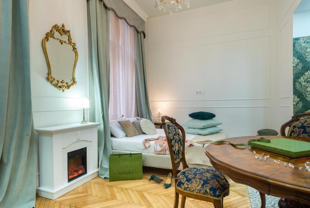 Regina Apartments On Kiraly Street Будапеща Екстериор снимка