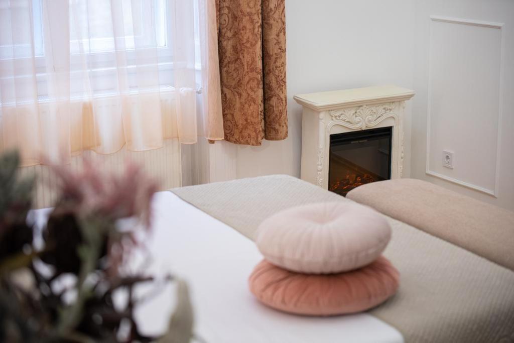 Regina Apartments On Kiraly Street Будапеща Екстериор снимка